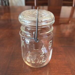 Vintage Glass Atlas E- Z Seal 12 oz. Mason Jar With Wire Bale